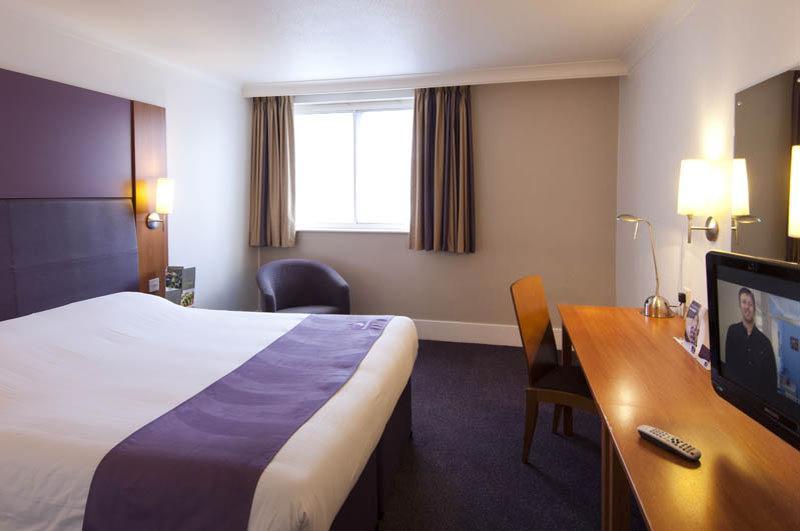 Premier Inn Coventry East Esterno foto